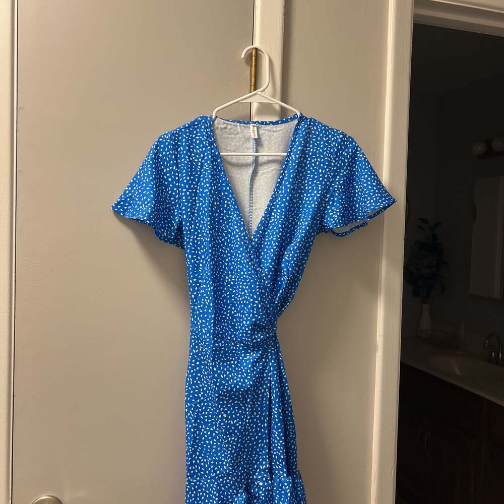 Naggoo Women's V-Neck Ruffle Mini Floral Wrap Dress